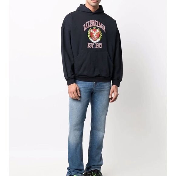 Balenciaga Crest-Motif Cotton Sweatshirt Hoodie Unisex - Picture 2 of 9